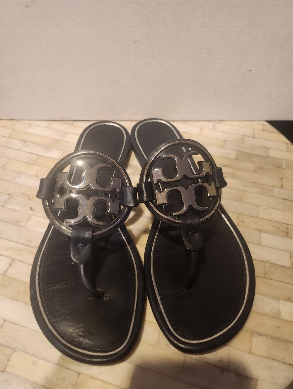 Tory Burch Rare Silver Logo navy Miller sandals size 9